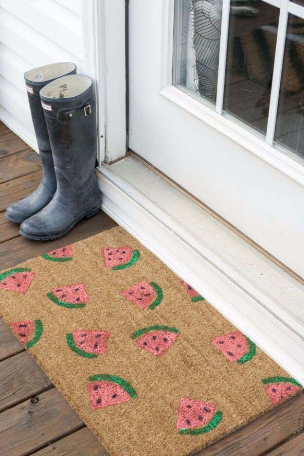 Watermelon Welcome Mat #diy #decor #porch #decorhomeideas