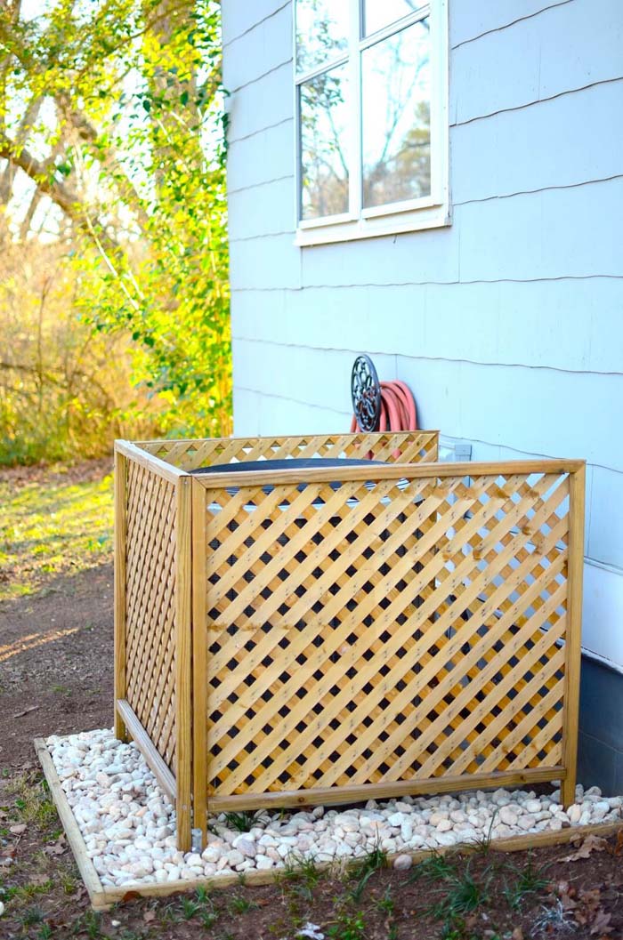 A/C Cover DIY - Accessorize a Giant Eye-Sore #outdoor #hiding #ideas #decorhomeideas