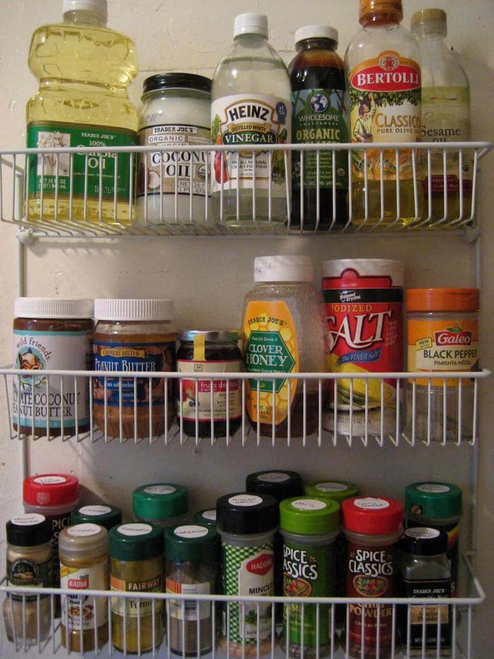 Back Door Shelving for Jars #pantry #storage #organization #decorhomeideas