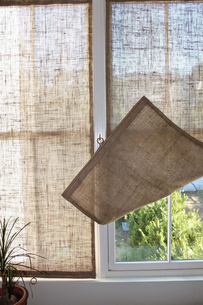 Burlap Window Shades #diy #window #treatment #decorhomeideas