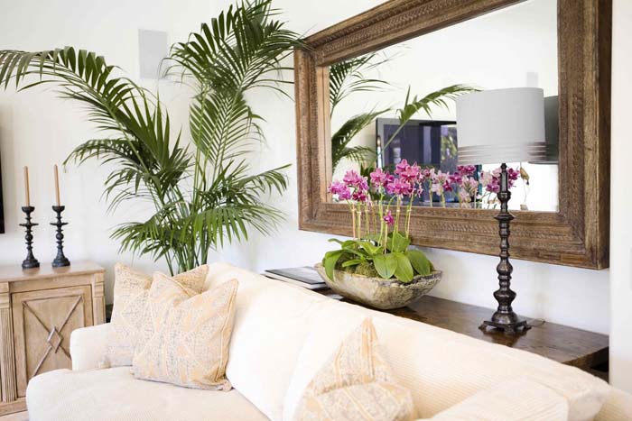 Century Havana Mirror and Tropical Foliage #wall #decor #sofa #decorhomeideas