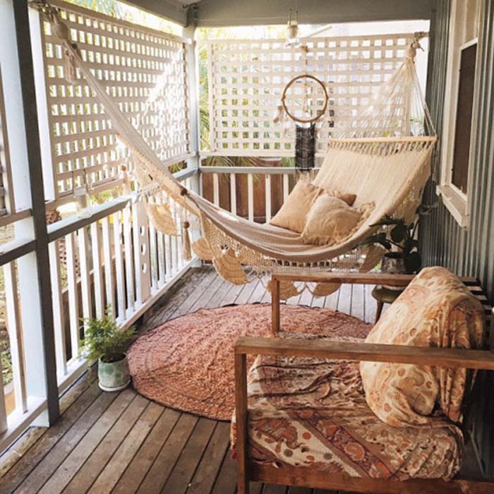 Hang a Hammock #porch #decorartion #decorhomeideas