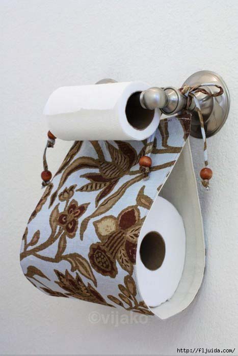 DIY Fabric Spare Toilet Paper Holder #diy #toliet #holder #decorhomeideas