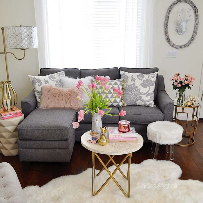 Gray Chaise Sofa with Plump Cushions #livingroom #design #decorhomeideas