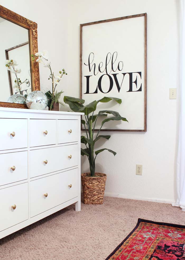 Hello Love Simple Sign #bedroom #wall #decor #decorhomeideas
