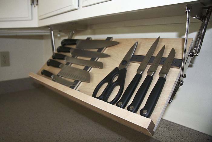 Hidden Drop-Down Kitchen Knife Rack #hideaway #projects #decorhomeideas