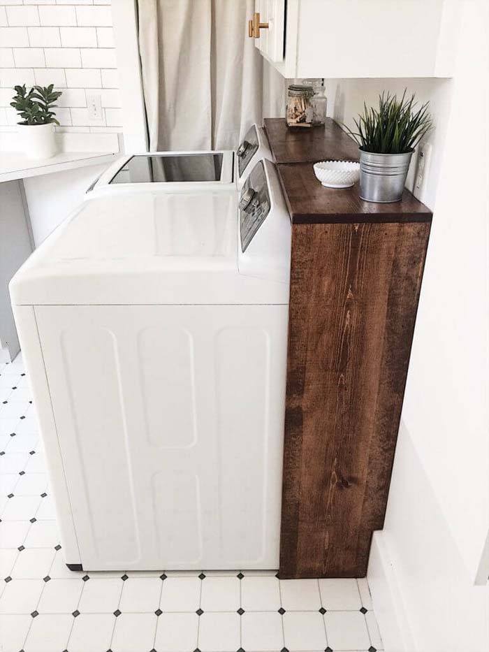 Laundry Room Makeover for Under $100 #laundry #vintage #decor #decorhomeideas