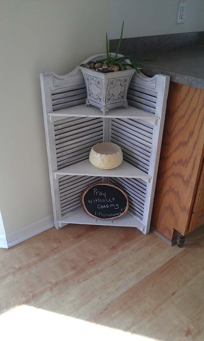 Make Shutters Into A Corner Shelf #shutter #repurpose #decor #decorhomeideas