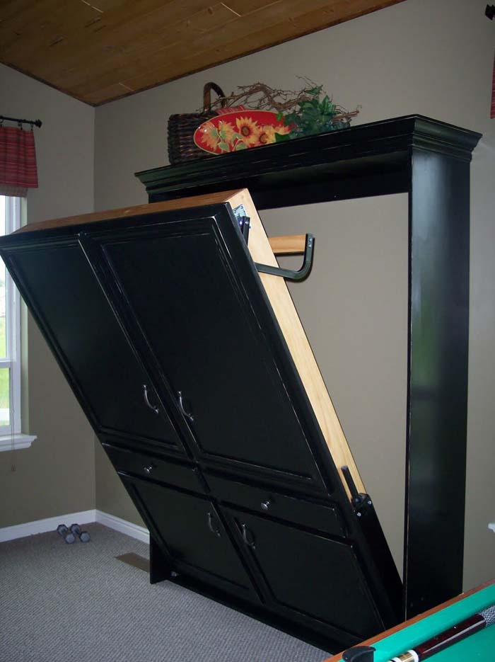 Murphy Bed Disguised as Cabinet #hideaway #projects #decorhomeideas