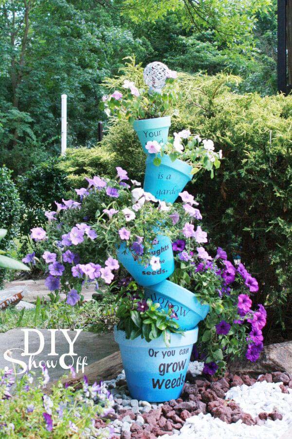 Ombre Stenciled Flower Pots #flowerpot #clay #garden #decorhomeideas