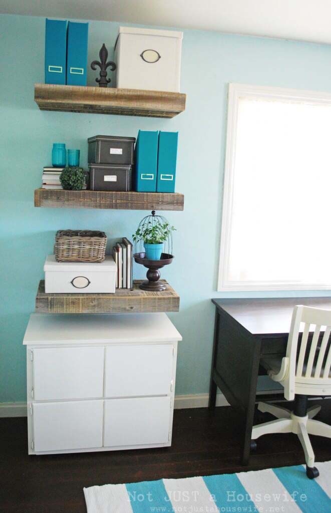 Reclaimed Wood Floating Shelves #reclaimed #wood #projects #decorhomeideas