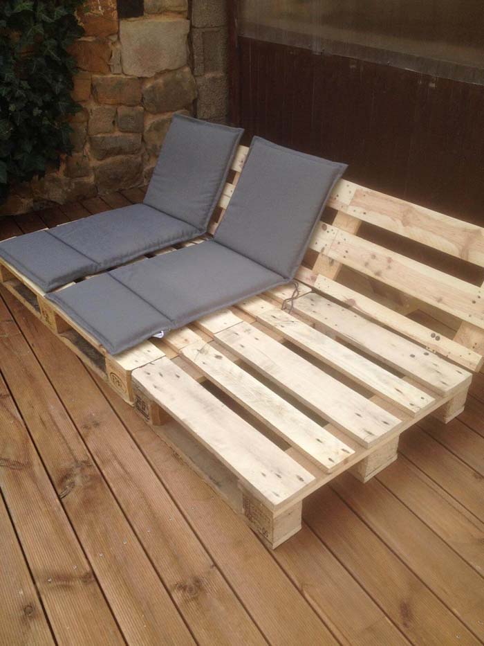 Reclining Seats for Your Patio or Deck #pallet #garden #furniture #decorhomeideas