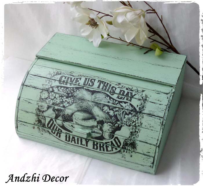 Shabby Chic Bread Box #farmhouse #vintage #storage #decorhomeideas