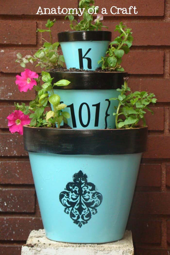 Stenciled Clay Pots with Initial and Number #flowerpot #clay #garden #decorhomeideas