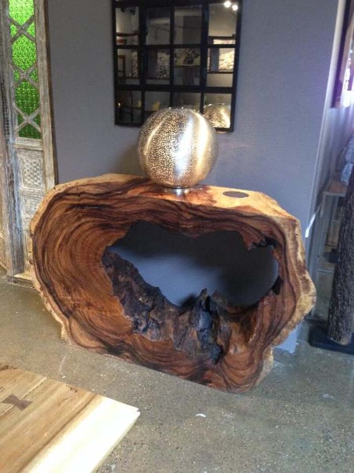 Stunning Tree Piece #entry #table #decorhomeideas