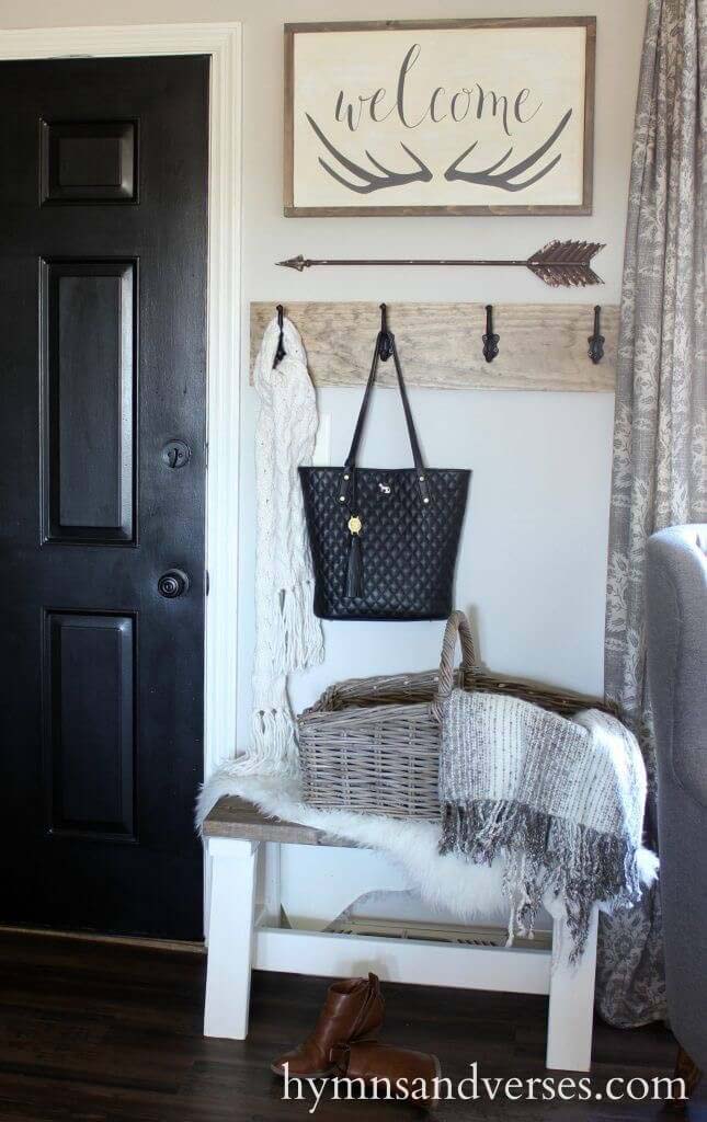 The Arrow Points the Way Home #small #entryway #decor #decorhomeideas