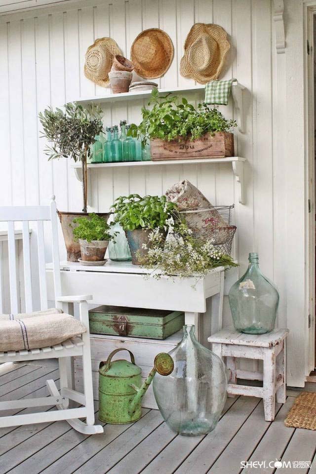 Vintage Potting Bench With Hat Rack #porch #decorartion #decorhomeideas