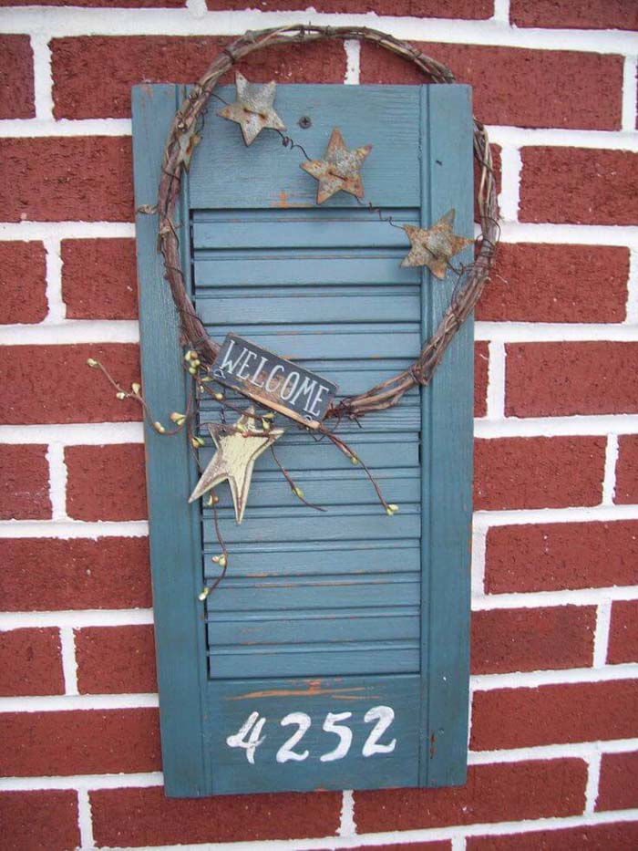 Welcome Sign with Rustic Wreath and Stars #shutter #repurpose #decor #decorhomeideas