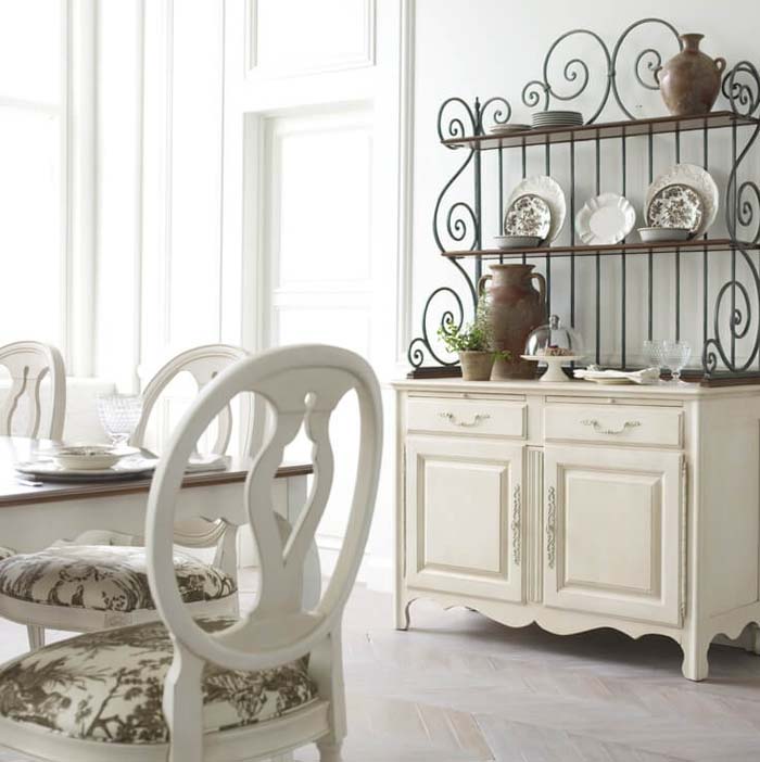 Antiqued Iron Open China Cabinet #diningroom #storage #decorhomeideas