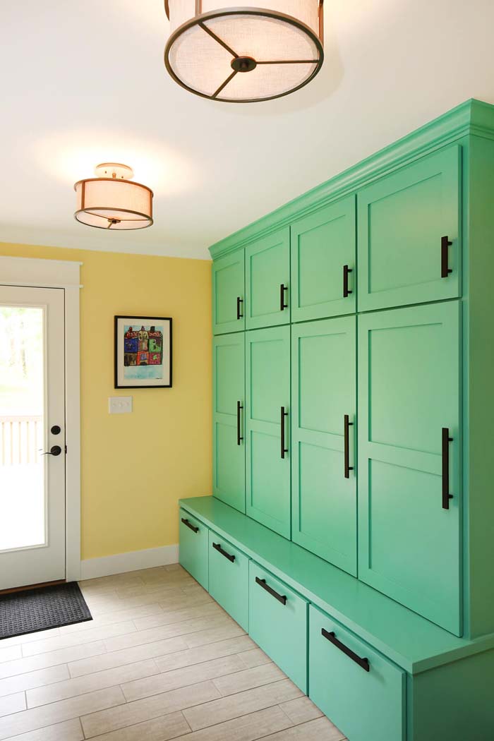 Bright Green Lockers And Built-in Bench #storage #mudroom #organization #decorhomeideas