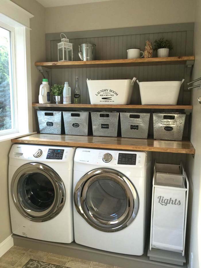 Cozy Country Laundry Room #laundryroom #small  #design #decorhomeideas