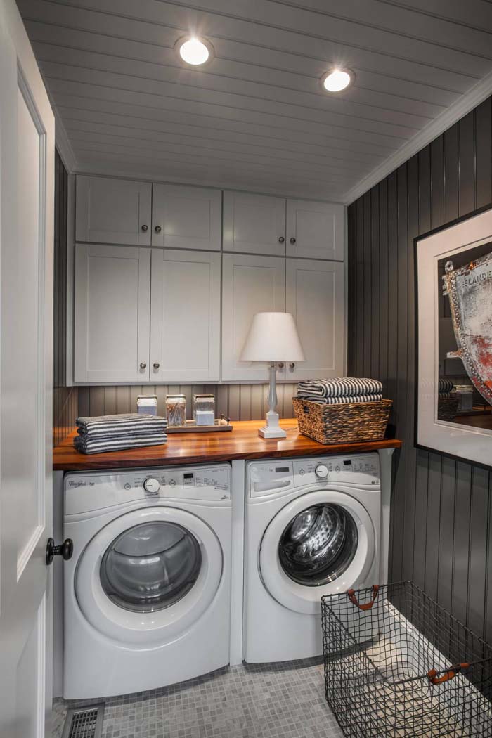 Dark but Not Dreary Laundry Room #laundryroom #small  #design #decorhomeideas