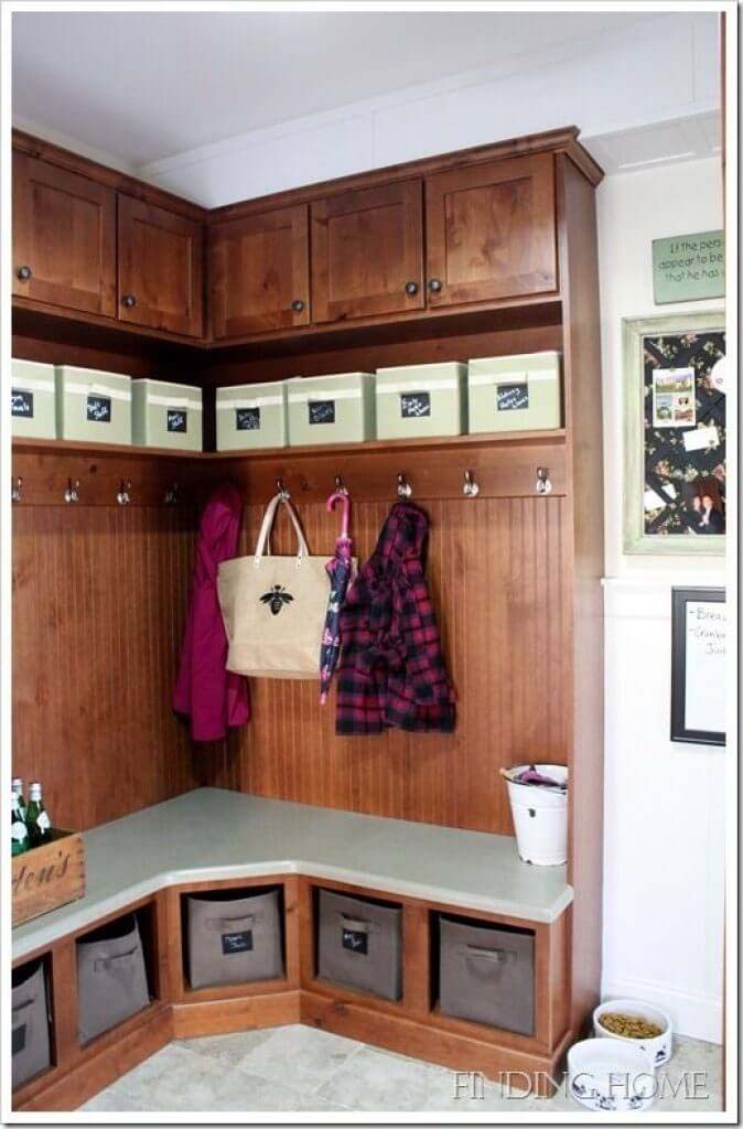 Entryway Storage Ideas #storage #corner #organization #decorhomeideas