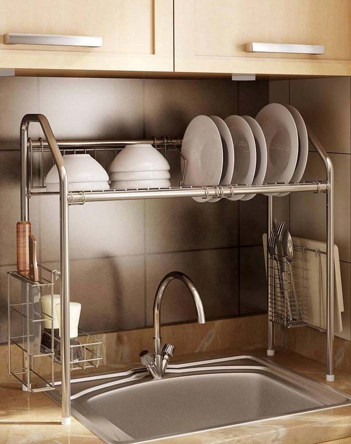 Everything Over the Kitchen Sink #spacesaving #storage #organization #decorhomeideas