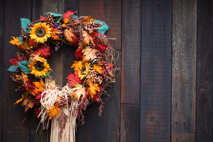 Fall Wreath for a Wall or Fence #fall #garden #decoration #decorhomeideas