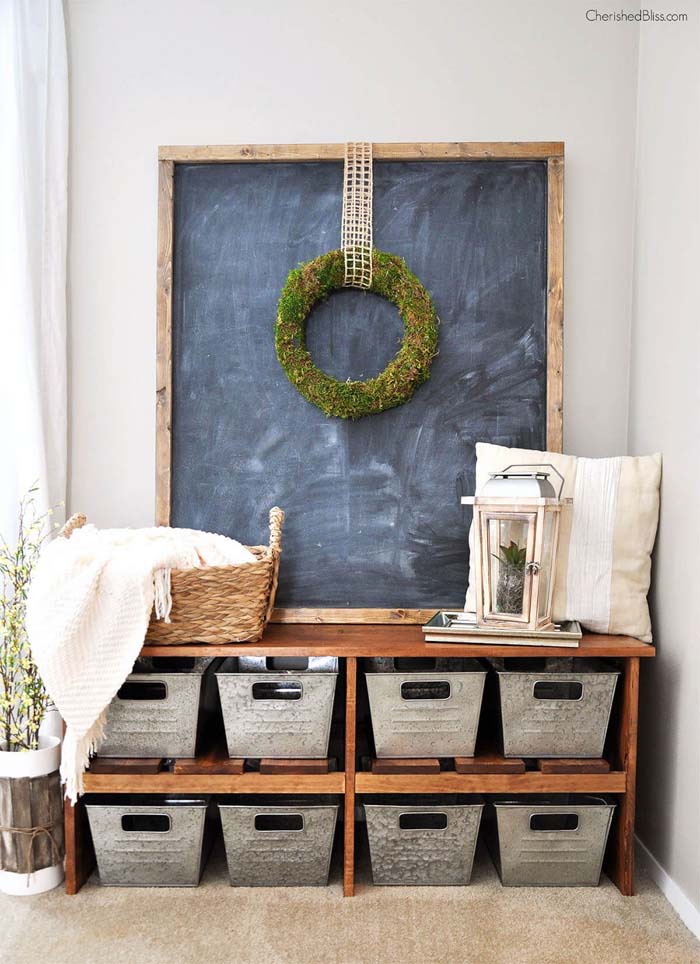 Farmhouse Framed Chalkboard And Metal Baskets #storage #mudroom #organization #decorhomeideas