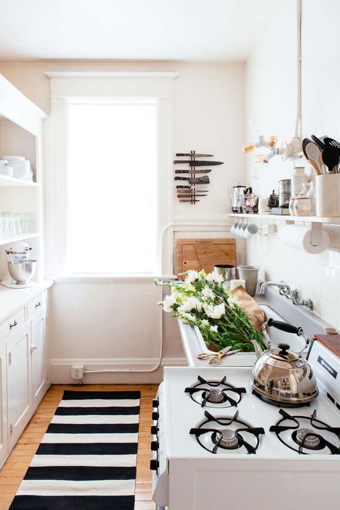 Great Use of Space Without Cluttering #small #kitchen #design #decorhomeideas