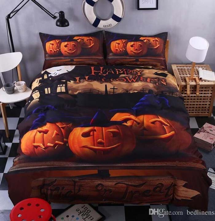 Halloween Bed Linens Idea #halloween #kidsroom  #nursery #decorhomeideas
