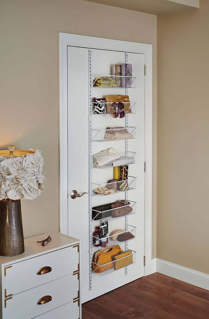 Hanging Overdoor Organizer #bedroom #storage #organization #decorhomeideas