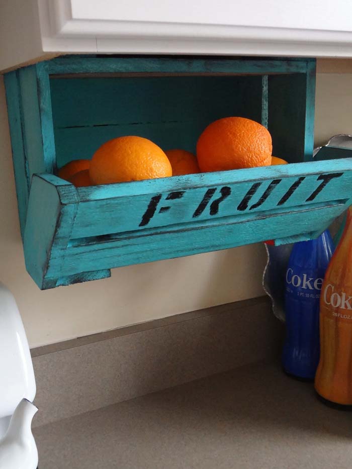 High and Dry Fresh Fruit Crate #dollarstore #storage #organization #decorhomeideas