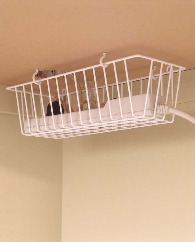 High and Dry Power Strip Basket #dollarstore #storage #organization #decorhomeideas