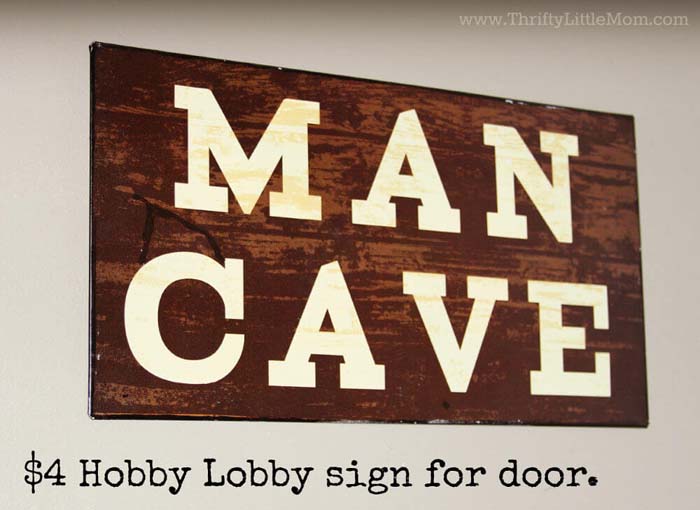 How to Create a Man Cave Wood Sign #diy #pallet #sign #decorhomeideas