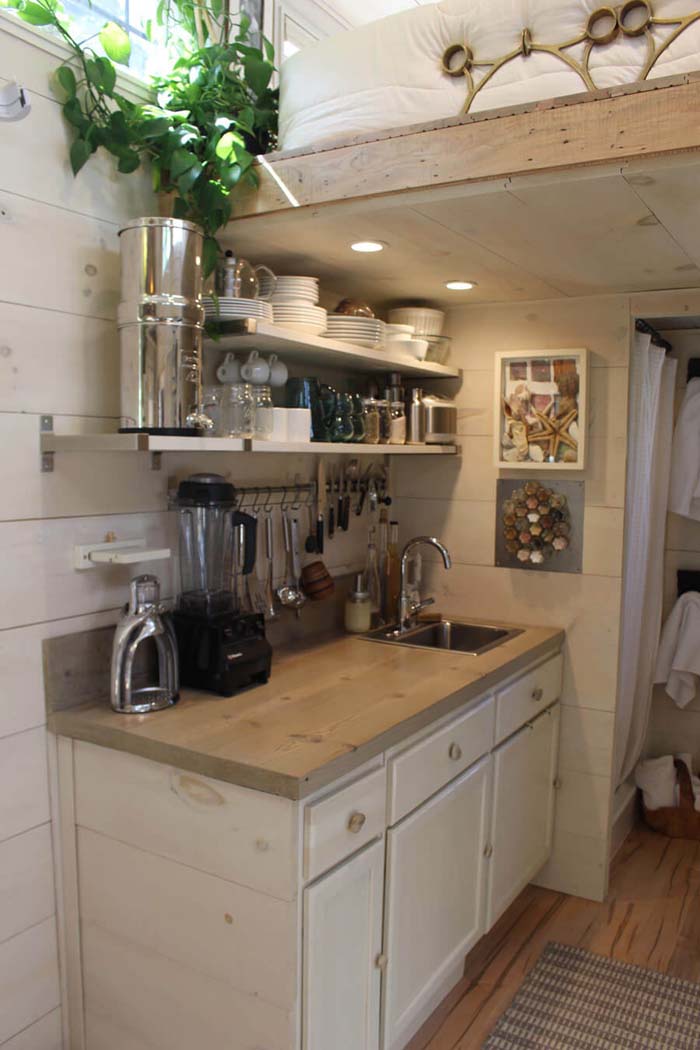 No Cupboards No Problem #small #kitchen #design #decorhomeideas