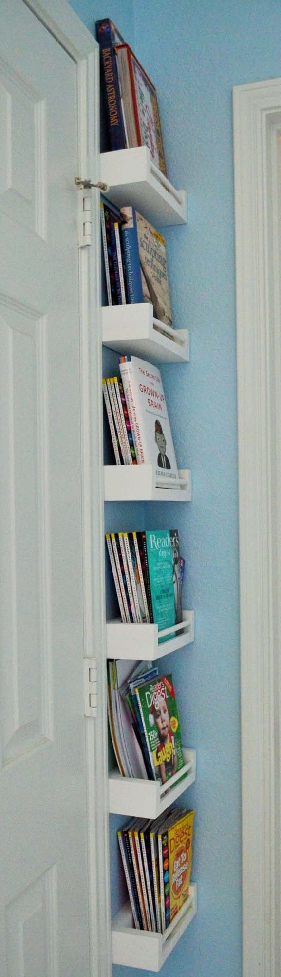 The Old Fashioned Magazine Rack Revolutionized #spacesaving #storage #organization #decorhomeideas