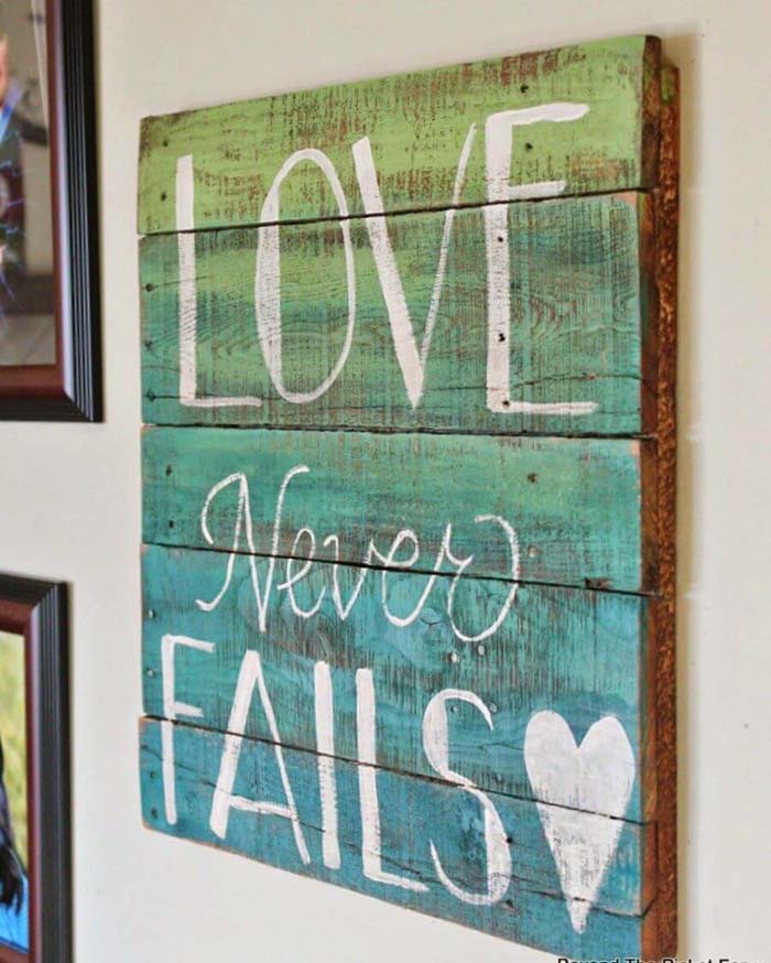 Painted Pallet Sign #diy #pallet #sign #decorhomeideas