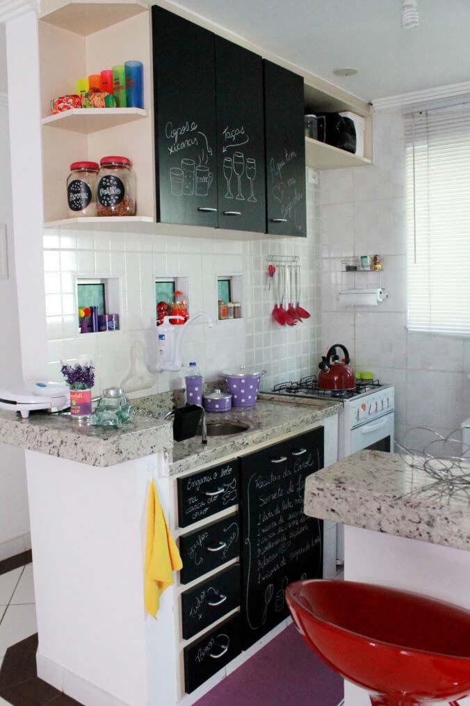 Painting With a Personal Touch #small #kitchen #design #decorhomeideas