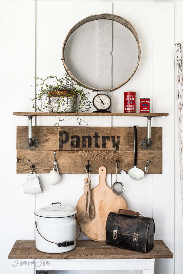 Pantry Sign Shelf #diy #pallet #sign #decorhomeideas