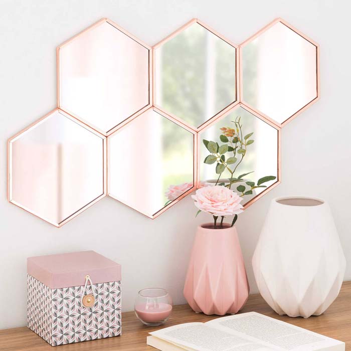 Pretty Pink Hexagon Mirror Cluster #mirror #decoration #decorhomeideas