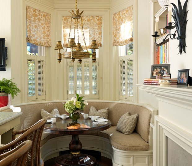 Rounded Bench in French Country Style #kitchen #bench #decorhomeideas