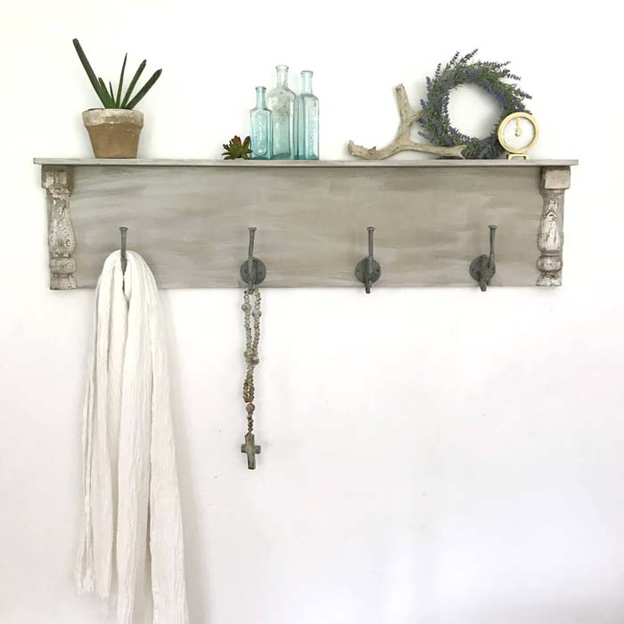 Simple Nautical Hook and Display Shelf #farmhouse #entryway #decor #decorhomeideas