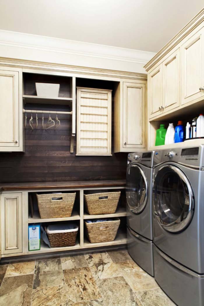 Small Laundry Room Design Ideas with Wood #laundryroom #small  #design #decorhomeideas