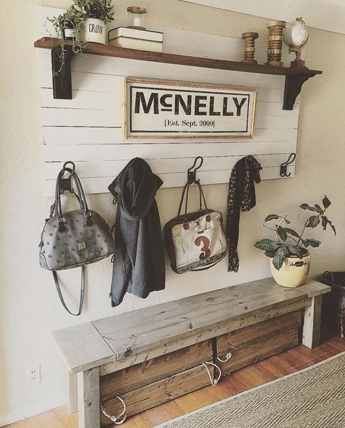 Stable-Style Entrance with Wooden Storage Seating #farmhouse #entryway #decor #decorhomeideas