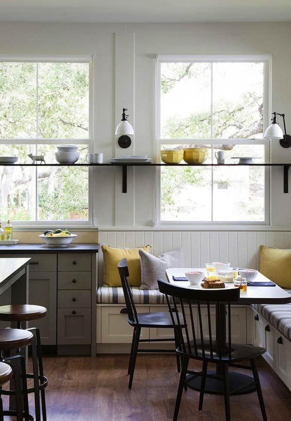 Striped Corner Bench with Bright Accent Pillows #kitchen #bench #decorhomeideas