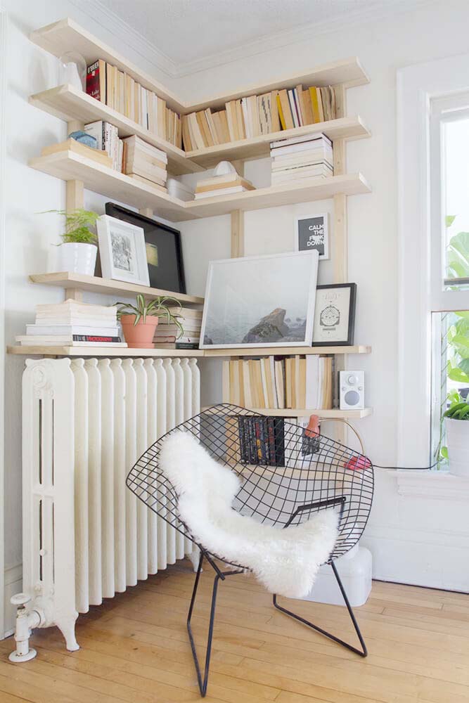 Tall Bookshelves on the Wall #storage #corner #organization #decorhomeideas