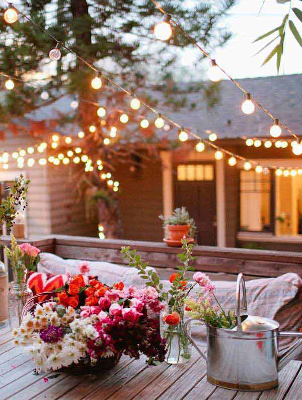 White Lights and Fresh Flowers #stringlight #garden #yard #decorhomeideas