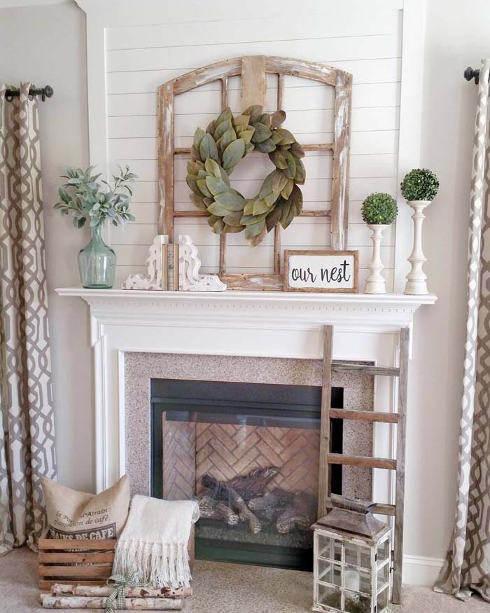 Window Frame with Bay Leaf Wreath #rustic #livingroom #walldecor #decorhomeideas